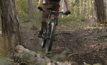 Aninnger trails biker