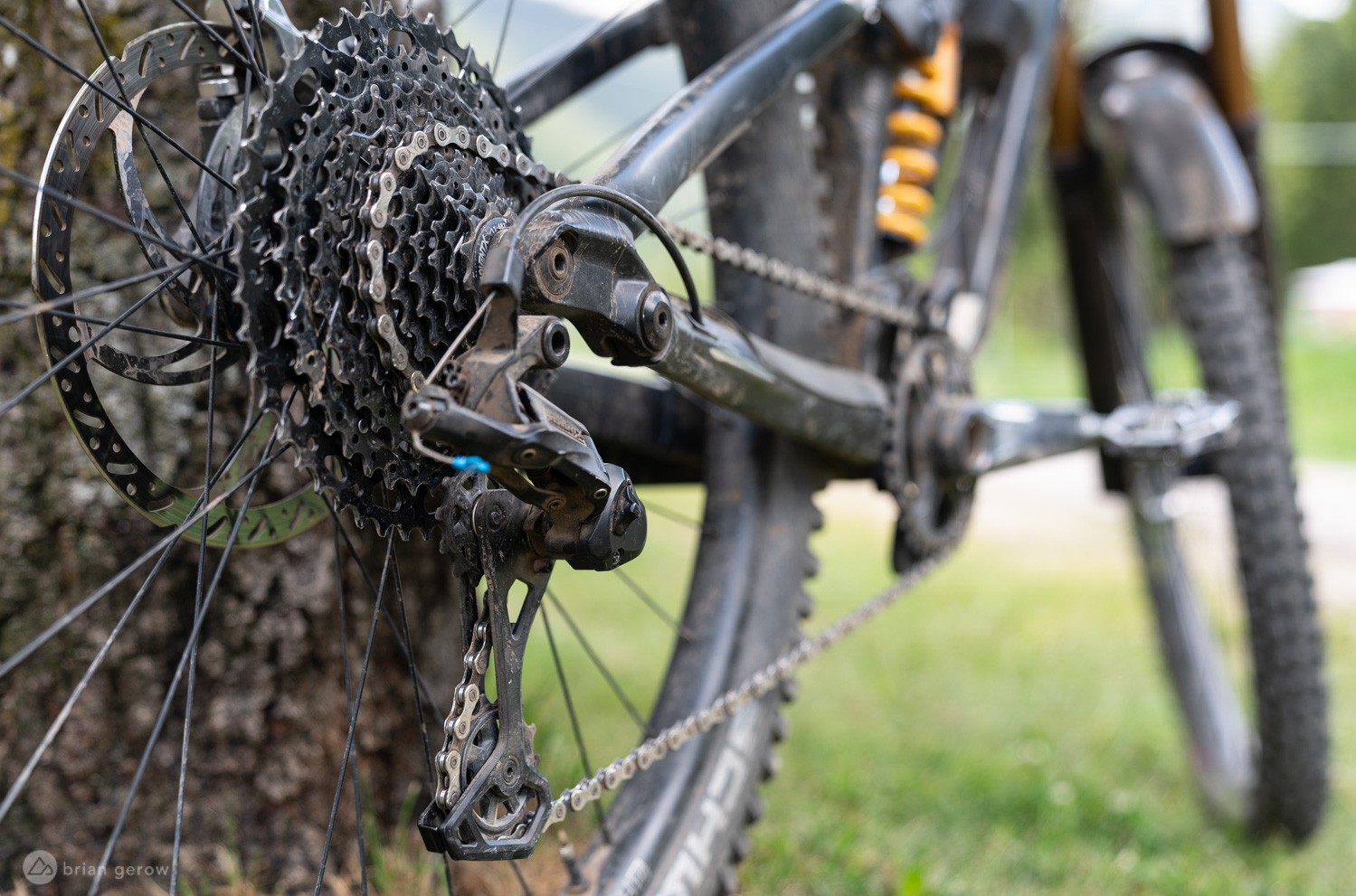 rondo ruut al gravel bike AL1 2X Gravelbike Farbauswahl und Obermaterial:Leder mit Lackbeschichtung Schwarz glänzend 5030 Metal Gear Rising: Revengeance L3: Malen + Basteln