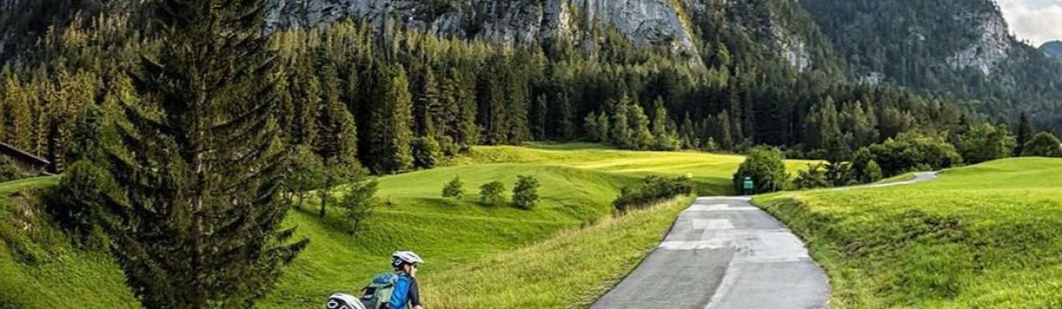 Family & Kid-Friendly Cycling Routes Near Vienna — What to Know & Rent
